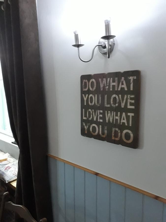 Ben Lawers Hotel ภายนอก รูปภาพ